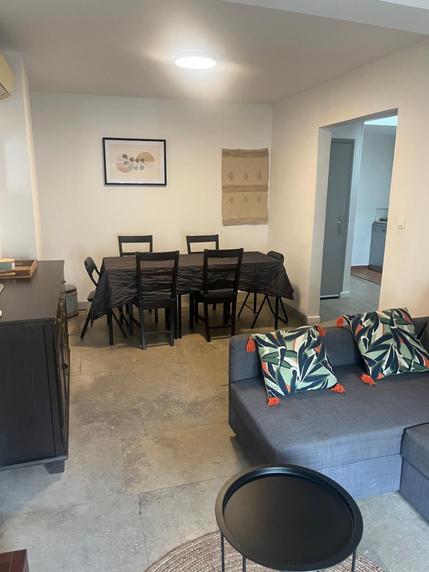 Appartement T3, Au Coeur De Montpellier, Wifi Et Climatisation Luaran gambar